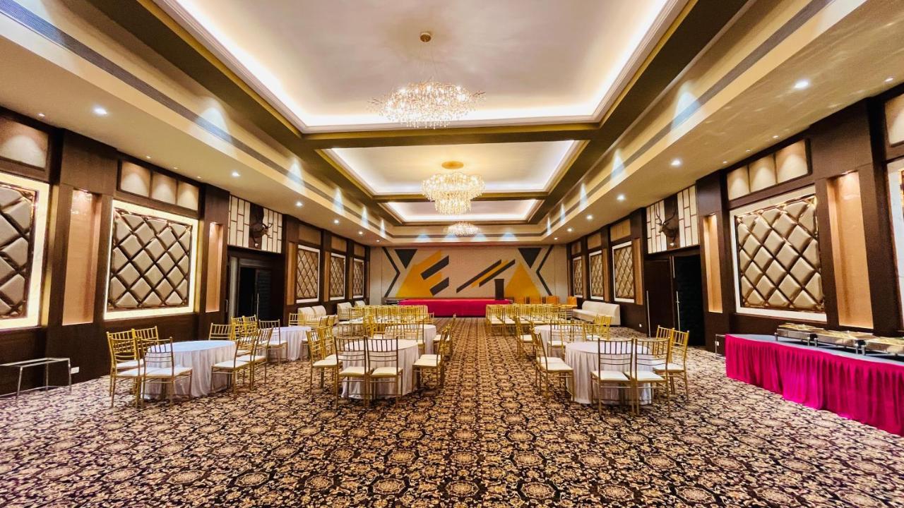 Sargawa The Palace Resort Ambikapur Exterior foto